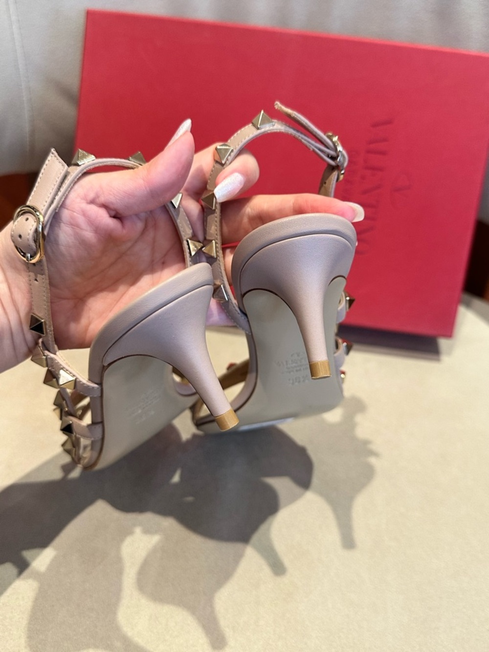 Valentino Garavani Blush Rockstud Slingback Sandals - Picture 6 of 7